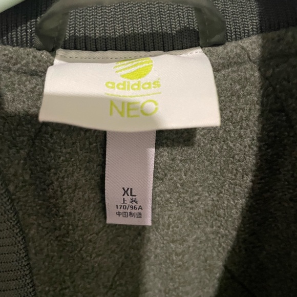 Adidas NEO Zip Up Jacket. Size is XL Youth or Woman Medium PERFECT Condition. - Picture 6 of 9